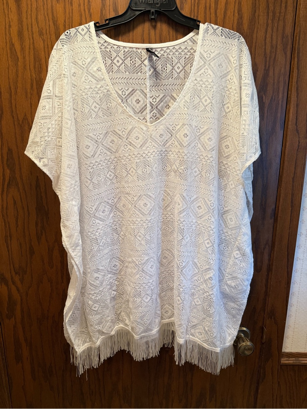 Women's White Lace V-Neck Fringe Top